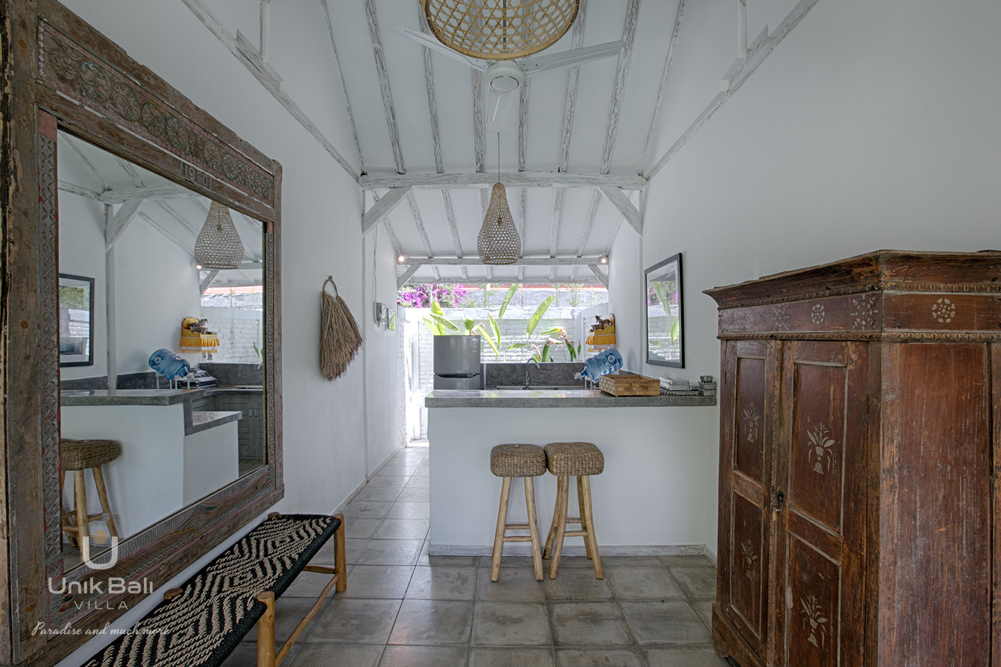 Unik Bali Villa Grey Blue Damai For Rent 16 Kitchen Area Grey