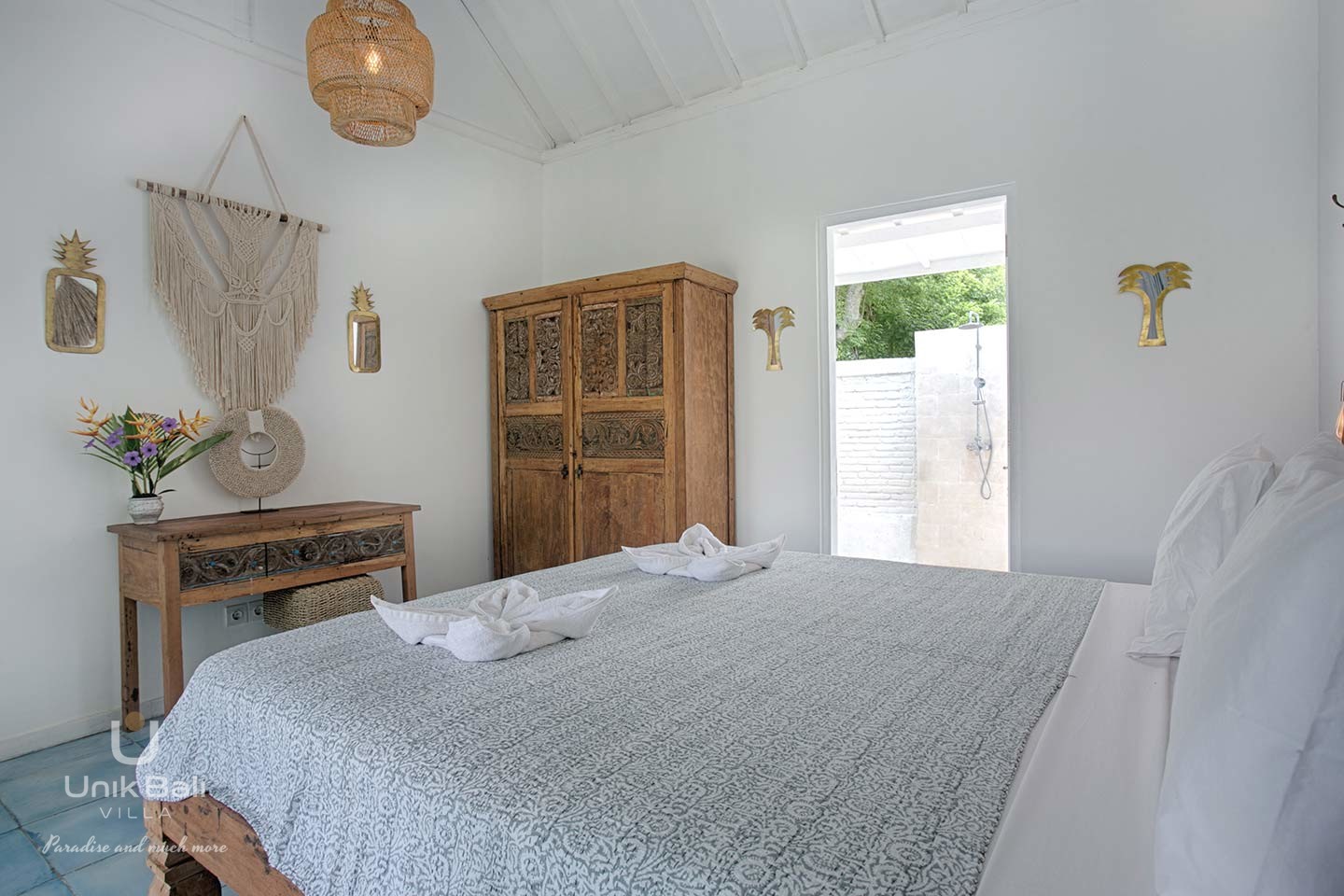 unik-bali-villa-for-rent-blue-damai-two-bedroom-vacation-home