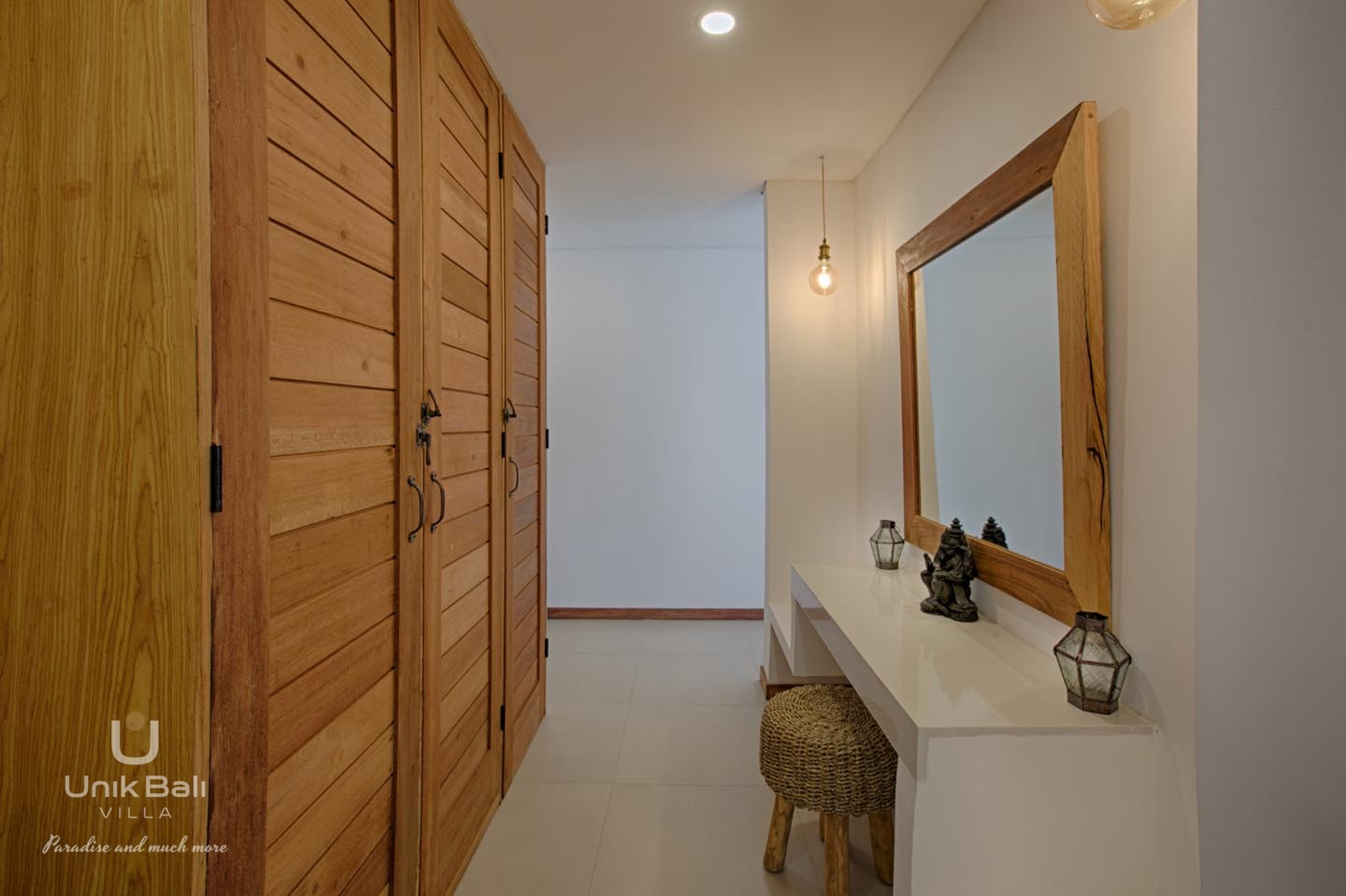 unik-bali-villa-for-rent-anada-private-dressing-room